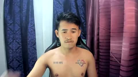 Snapshot of jamesthebigcockxxx chatting on 3, 2, 2025 jamesthebigcockxxx online show from 3, 2, 2025