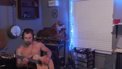 Snapshot of jameswebbscope chatting on 12, 5, 2026 Jameswebbscope online show from 12, 5, 2026