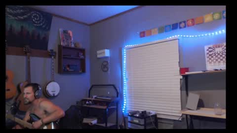 Snapshot of jameswebbscope chatting on 19, 5, 2026 Jameswebbscope online show from 19, 5, 2026