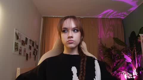 Snapshot of jamie_chung chatting on 8, 4, 2026 jamie_chung online show from 8, 4, 2026