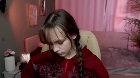 Snapshot of jamie_chung chatting on 12, 4, 2026 jamie_chung online show from 12, 4, 2026