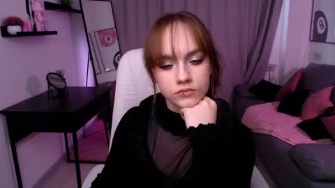 Snapshot of jamie_chung chatting on 13, 4, 2026 jamie_chung online show from 13, 4, 2026