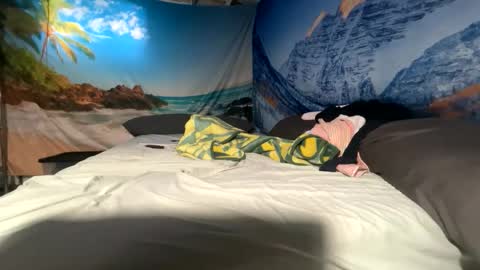 Snapshot of jamiejordan93 chatting on 24, 3, 2026 OF - Jamiejordans online show from 24, 3, 2026
