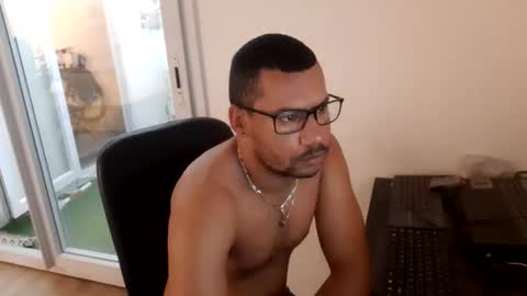 Snapshot of jamielonnas chatting on 11, 1, 2026 Jamie Lonnas online show from 11, 1, 2026