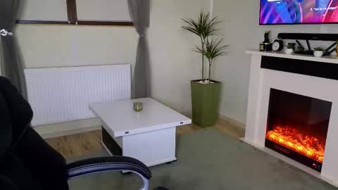 Snapshot of jamienoxus chatting on 24, 2, 2026 Robbie online show from 24, 2, 2026