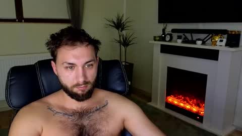 Snapshot of jamienoxus chatting on 27, 3, 2026 Robbie online show from 27, 3, 2026