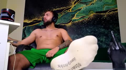 Snapshot of jamienoxus chatting on 29, 3, 2026 Robbie online show from 29, 3, 2026