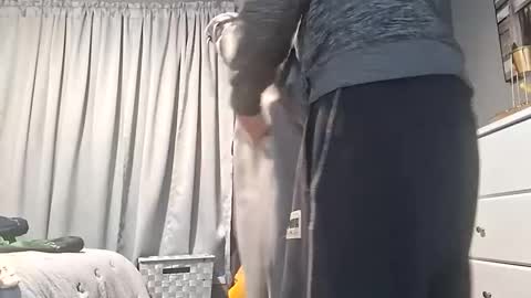 Supafly307blueeyes9in online show from 5, 10, 2025