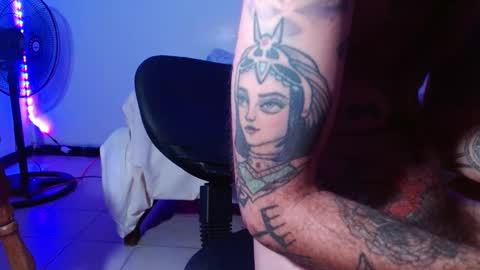 Snapshot of jammes_owen chatting on 29, 10, 2025 Jammes. online show from 29, 10, 2025