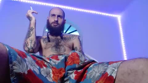 Snapshot of jammes_owen chatting on 25, 11, 2025 Jammes. online show from 25, 11, 2025