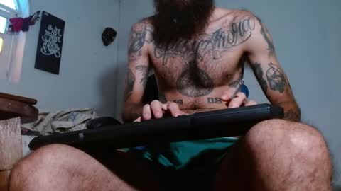 Snapshot of jammes_owen chatting on 2, 4, 2026 Jammes. online show from 2, 4, 2026