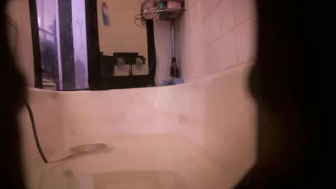 Snapshot of jamwarnerone chatting on 19, 10, 2025 Bootyshows online show from 19, 10, 2025