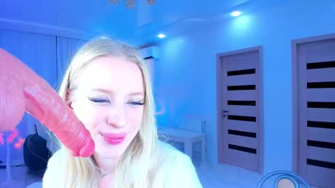 Snapshot of jane__klein chatting on 4, 1, 2025 Jenia online show from 4, 1, 2025