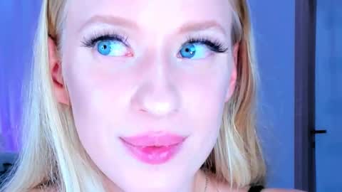 Snapshot of jane__klein chatting on 11, 9, 2025 Jenia online show from 11, 9, 2025