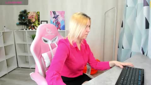 Snapshot of jane_broks chatting on 4, 1, 2025 jane_broks online show from 4, 1, 2025