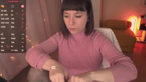 jane_kinn online show from 6, 10, 2025