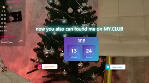 Snapshot of jane_meys chatting on 20, 12, 2024 your kitty JANE roawww online show from 20, 12, 2024