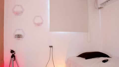 Snapshot of jane_monttgomery chatting on 10, 4, 2026 Jane M online show from 10, 4, 2026