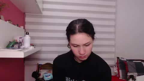 Snapshot of jane_r chatting on 13, 3, 2026 Jane online show from 13, 3, 2026