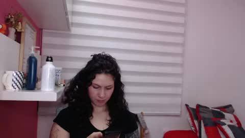 Snapshot of jane_r chatting on 21, 4, 2026 Jane online show from 21, 4, 2026