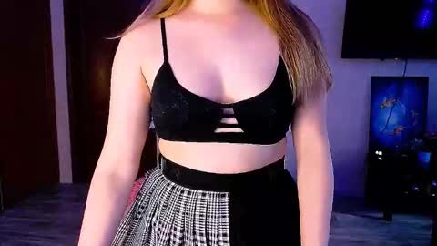 Snapshot of janeblossomhot chatting on 11, 10, 2025 Jane online show from 11, 10, 2025