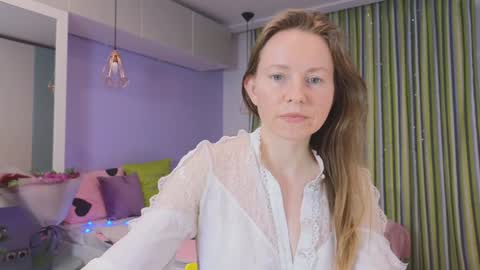 Snapshot of janepearl chatting on 7, 1, 2025 janepearl online show from 7, 1, 2025