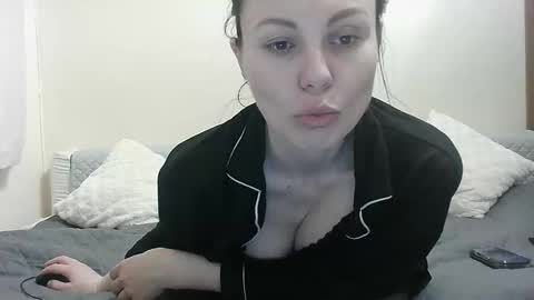 Snapshot of janet_jay_ chatting on 6, 5, 2026 Janet online show from 6, 5, 2026