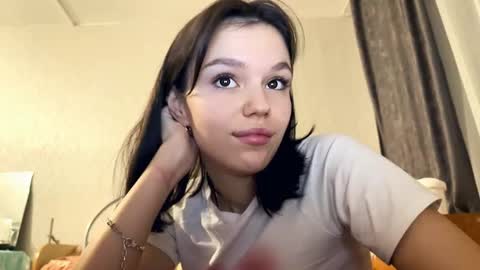 Snapshot of janethcensky chatting on 27, 11, 2025 Aleksia online show from 27, 11, 2025