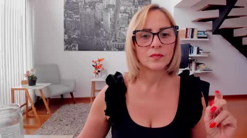 Snapshot of janeturner chatting on 9, 10, 2025 JANE TURNER MILF online show from 9, 10, 2025