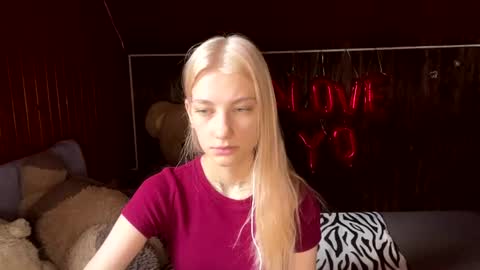 Snapshot of janicesivertsen chatting on 3, 7, 2026 Elsa online show from 3, 7, 2026