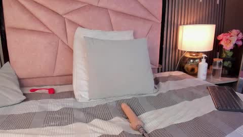 Janna Casey online show from 13, 2, 2026