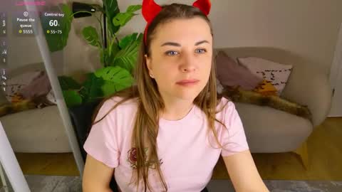 Snapshot of janne_fisher chatting on 10, 5, 2026 Janne online show from 10, 5, 2026