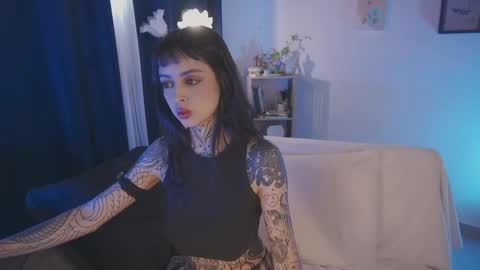 Snapshot of janne_maybe chatting on 3, 4, 2026 jmaybe e online show from 3, 4, 2026