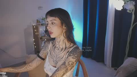 Snapshot of janne_maybe chatting on 28, 4, 2026 jmaybe e online show from 28, 4, 2026