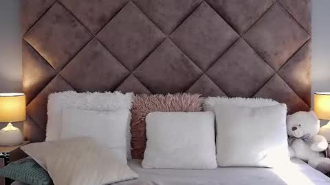 jaquelinemerlot online show from 8, 10, 2025