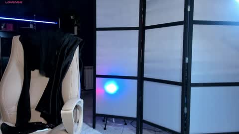 Snapshot of jasmin_milf chatting on 1, 6, 2026 jasmin_milf online show from 1, 6, 2026