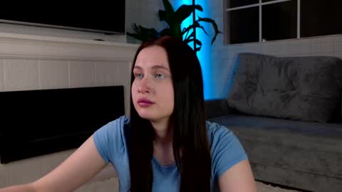 Snapshot of jasmin_omg chatting on 17, 3, 2026 Jasmin online show from 17, 3, 2026