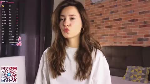 Snapshot of jasmindoroti chatting on 21, 9, 2025 Chloe online show from 21, 9, 2025