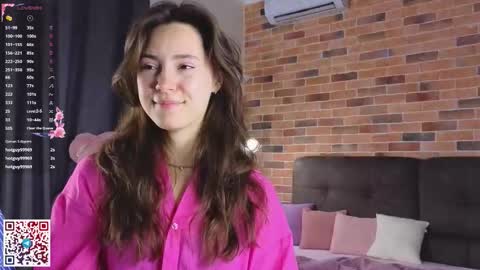 Snapshot of jasmindoroti chatting on 7, 10, 2025 Chloe online show from 7, 10, 2025