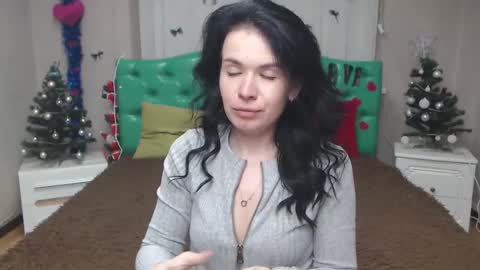 Snapshot of jasminekouch chatting on 6, 1, 2026 JasmineKouch online show from 6, 1, 2026