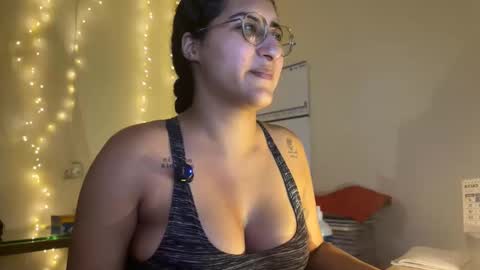 Snapshot of jasmineprincess_ chatting on 24, 4, 2026 Jasmine online show from 24, 4, 2026