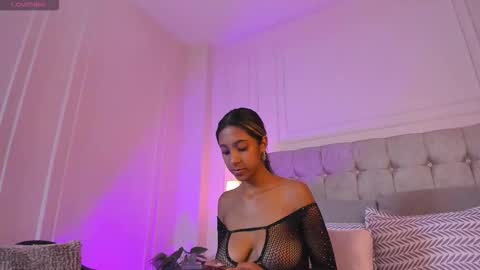 Snapshot of jasmineross_1 chatting on 4, 12, 2025 jasmine online show from 4, 12, 2025