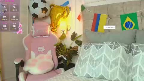 Snapshot of jasmineross_1 chatting on 7, 7, 2026 jasmine online show from 7, 7, 2026