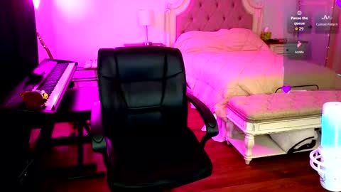 Snapshot of jasminewinters chatting on 8, 2, 2026 Jasmine Winters online show from 8, 2, 2026