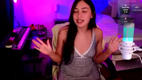 Snapshot of jasminewinters chatting on 25, 4, 2026 Jasmine Winters online show from 25, 4, 2026