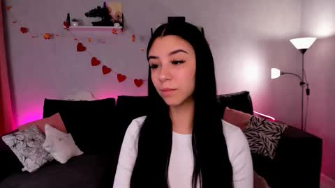 Snapshot of jasminharris chatting on 9, 11, 2025 Jasmin online show from 9, 11, 2025