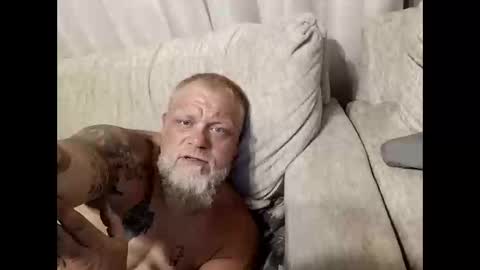 Snapshot of jasongriffey42 chatting on 20, 10, 2025 jasongriffey42 online show from 20, 10, 2025