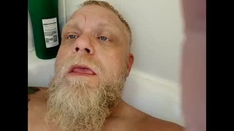 Snapshot of jasongriffey42 chatting on 12, 11, 2025 jasongriffey42 online show from 12, 11, 2025