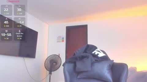 Snapshot of jasperbrooksx chatting on 7, 10, 2025 JBrooksXx online show from 7, 10, 2025