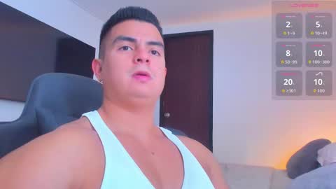 Snapshot of jasperbrooksx chatting on 10, 11, 2025 JBrooksXx online show from 10, 11, 2025